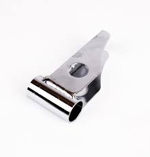 REAR BUMPER MOUNTING BRACKET